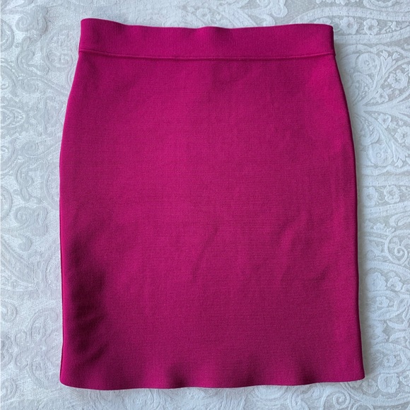 Guess by Marciano size XXS bandage skirt - Picture 2 of 13